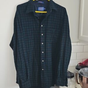 Pendleton Men’s Dark Green and Navy Plaid Button-Down Shirt